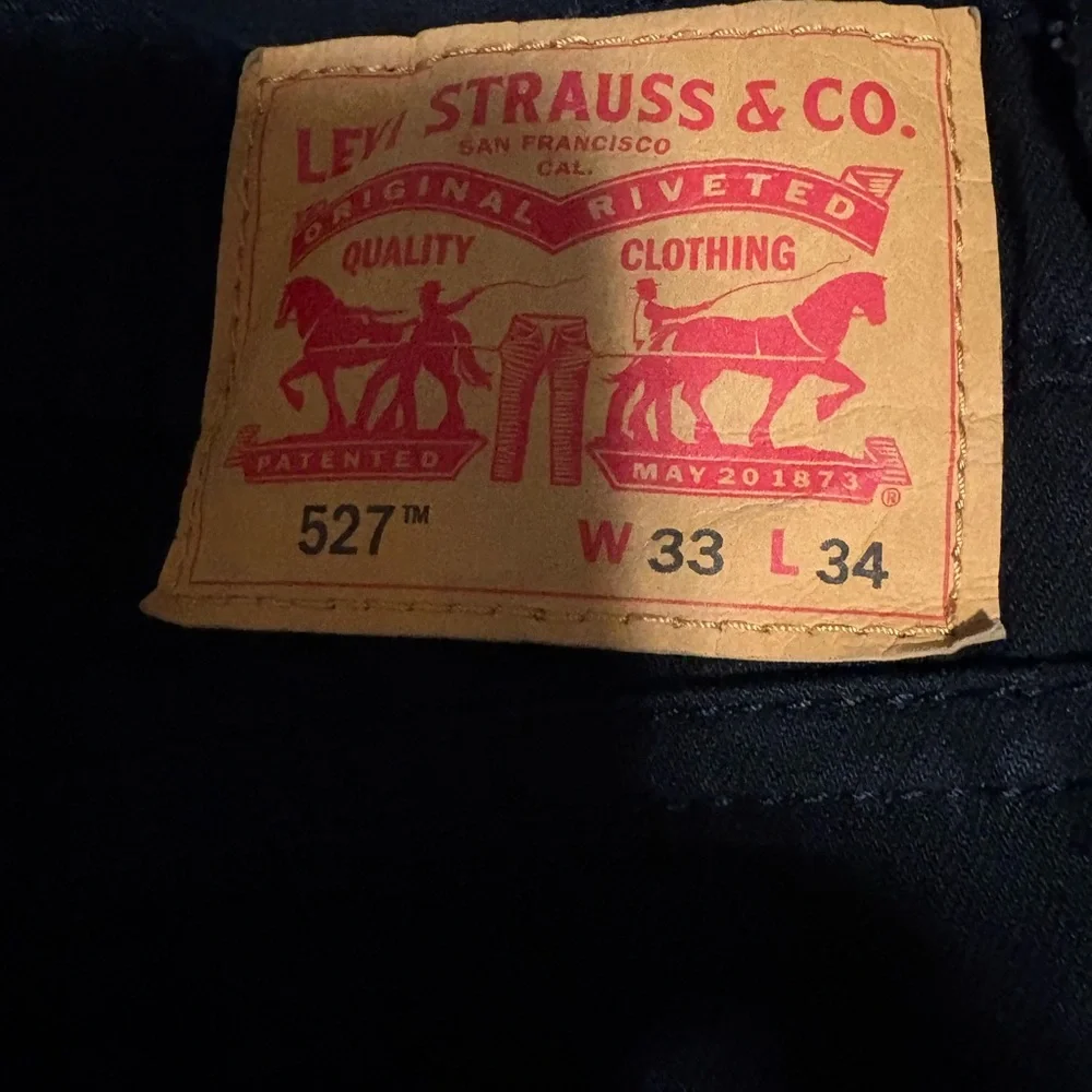 Levi's Black Slim Straight Jeans - Picture 1 of 3